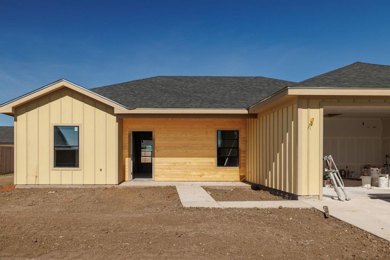 Image 2 of a home in .