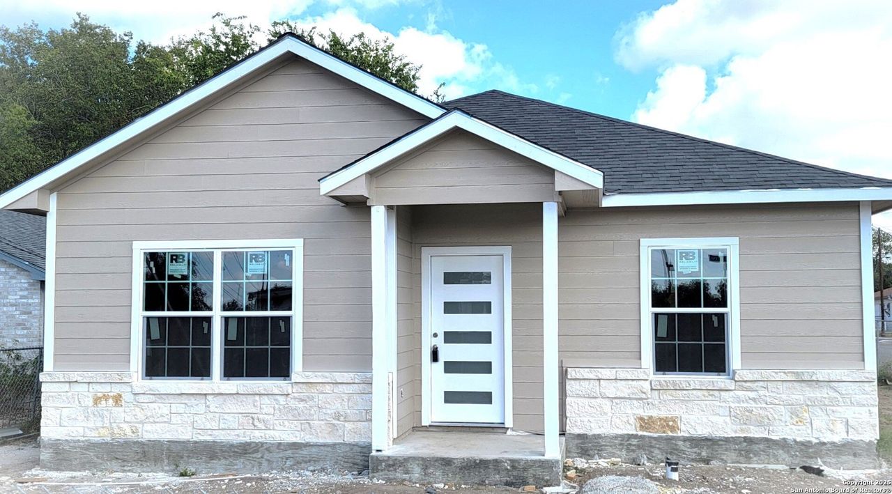 Front exterior of a new home in , San Antonio, TX, highlighting curb appeal (Image 2).