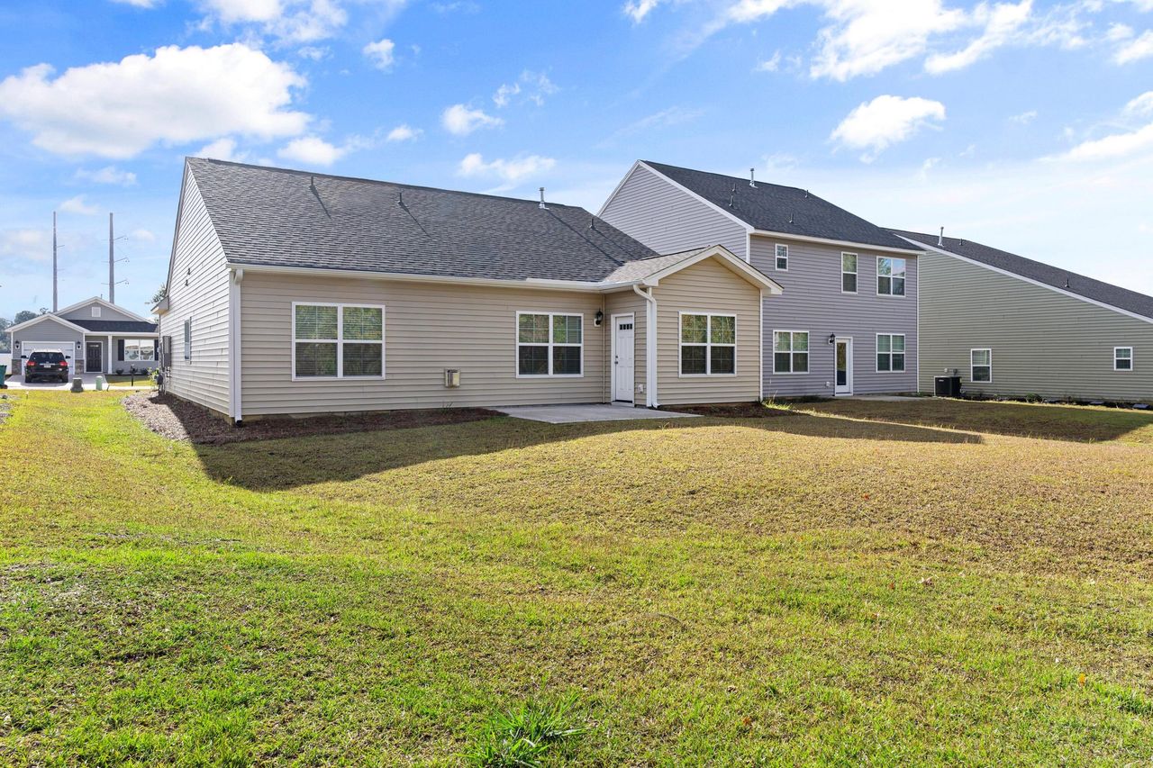 Exterior details and patio area of a home in , Orangeburg (Image 2).