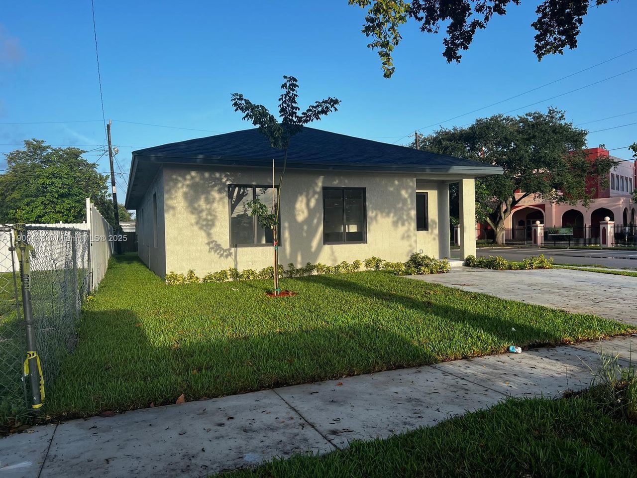 Exterior details and patio area of a home in , Miami (Image 2).