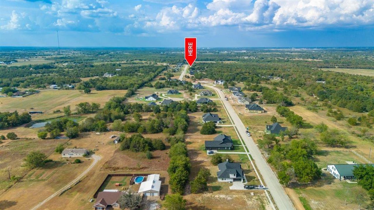 Image 2 of a home in . Image 2 of a home in .