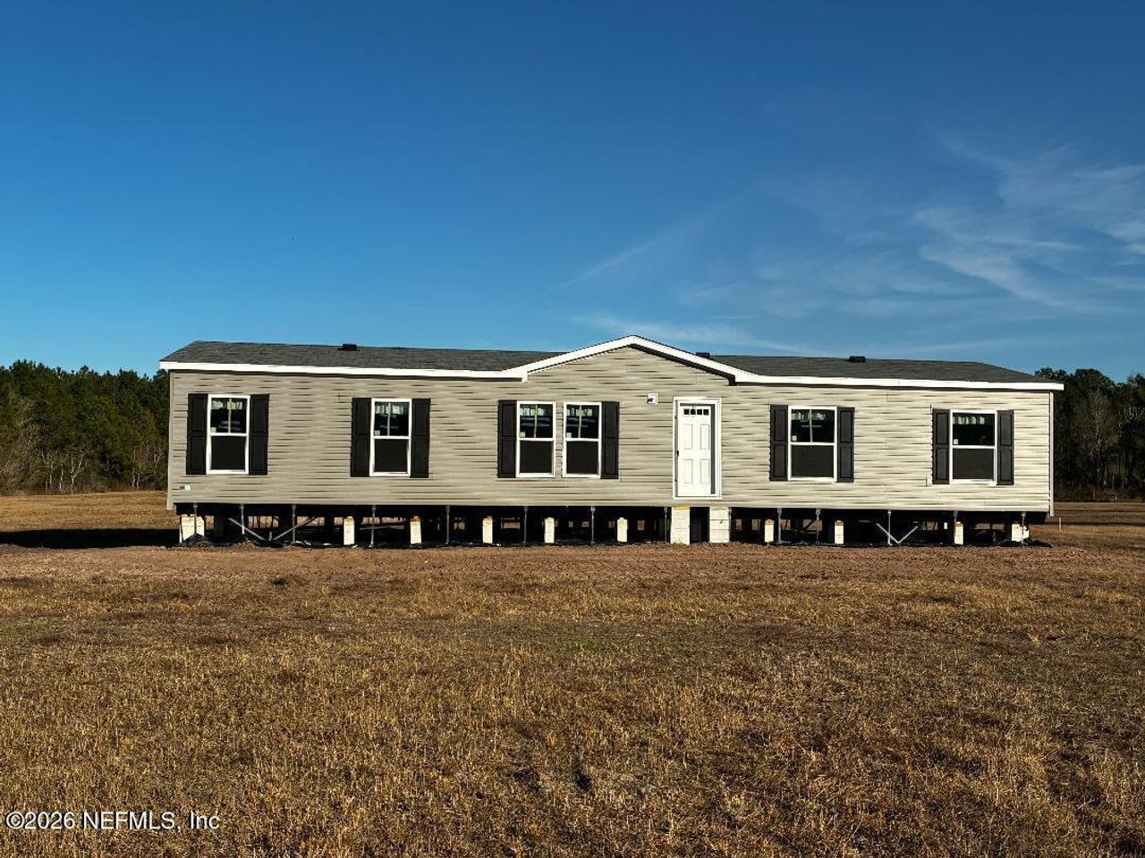 Image 2 of a home in . Image 2 of a home in .