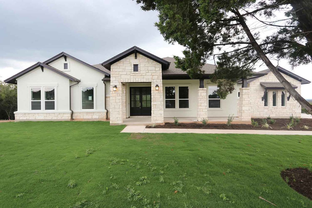 Representative exterior details of a home built from the The Duffie by David Weekley Homes in Rees Landing Estates, Spicewood (Image 2).