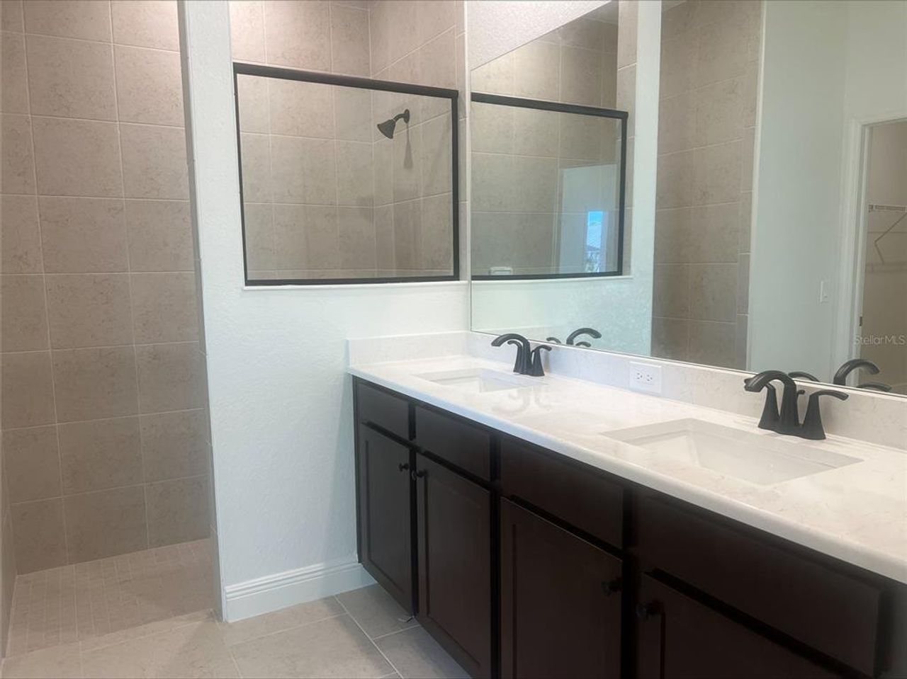 Furnished interior view inside a new home in Port Charlotte, Port Charlotte (Image 2).