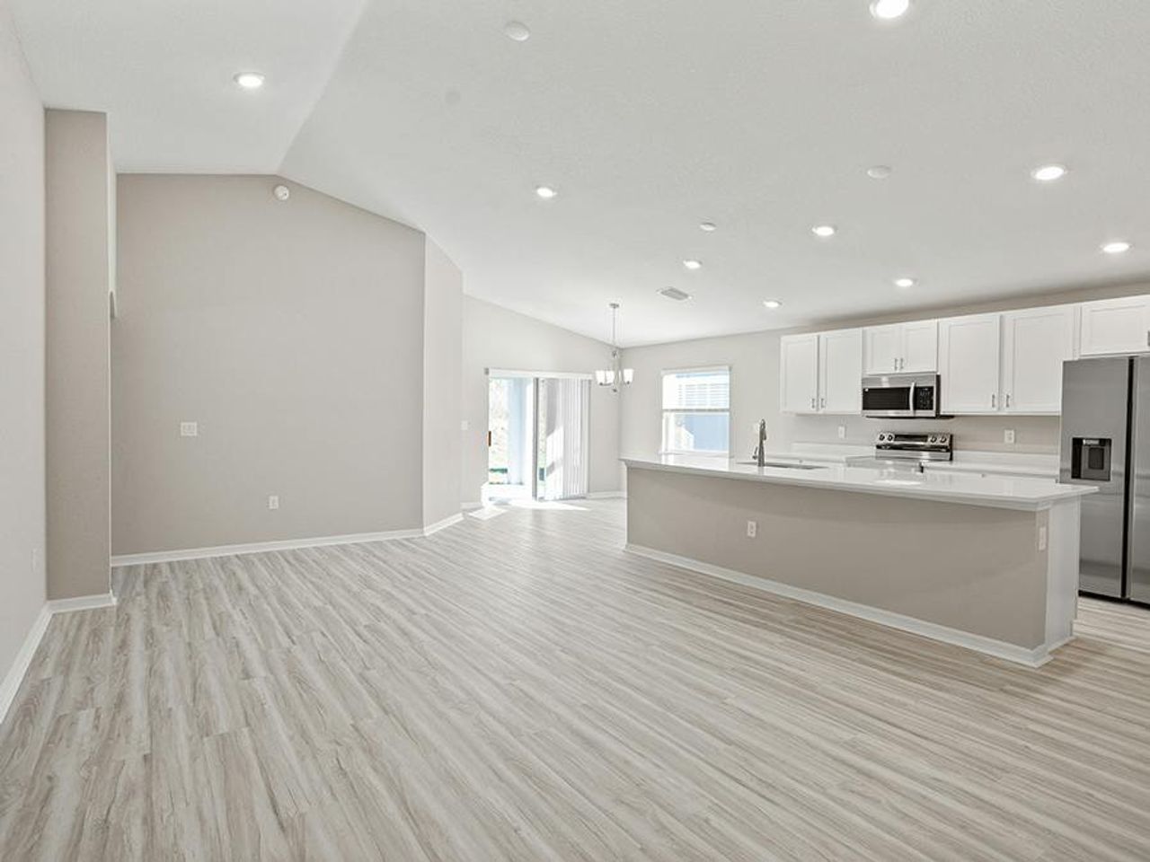 Sunny, open-layout, move-in-ready 4-bedroom home for sale in Parrish, Florida, with backyard privacy!