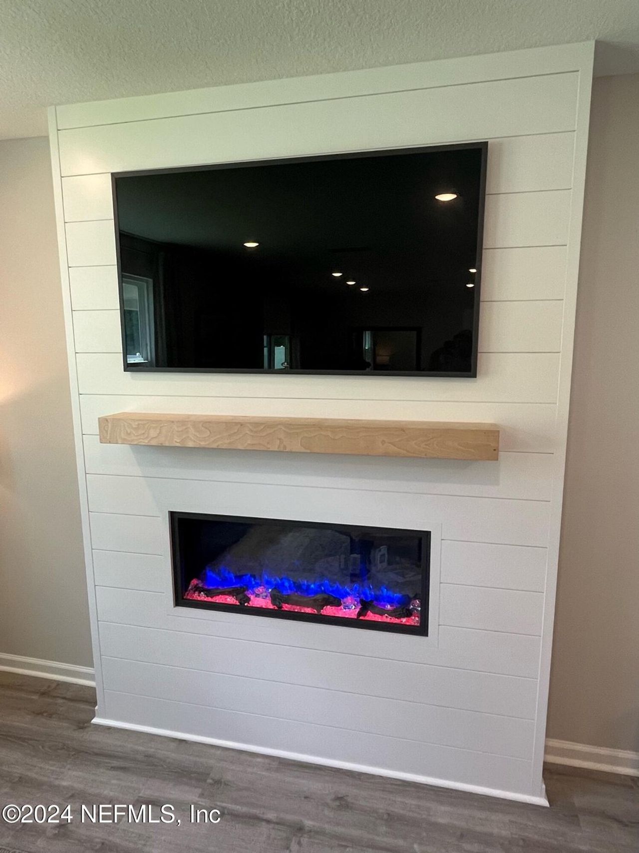 Image 2 of a home in Palm Series at The Landings at Pecan Park. Image 2 of a home in Palm Series at The Landings at Pecan Park.