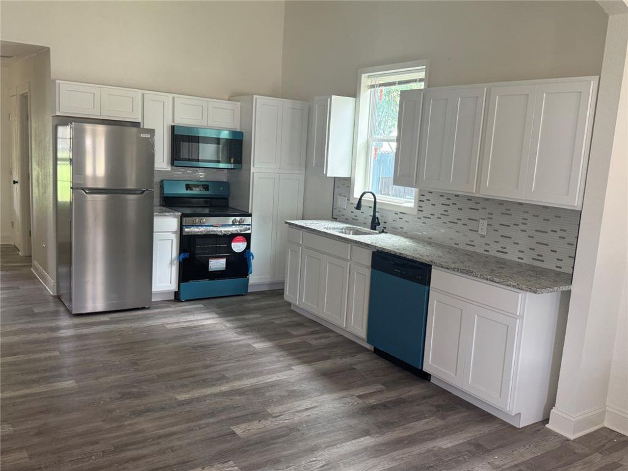 Furnished interior view inside a new home in , Weatherford (Image 2).