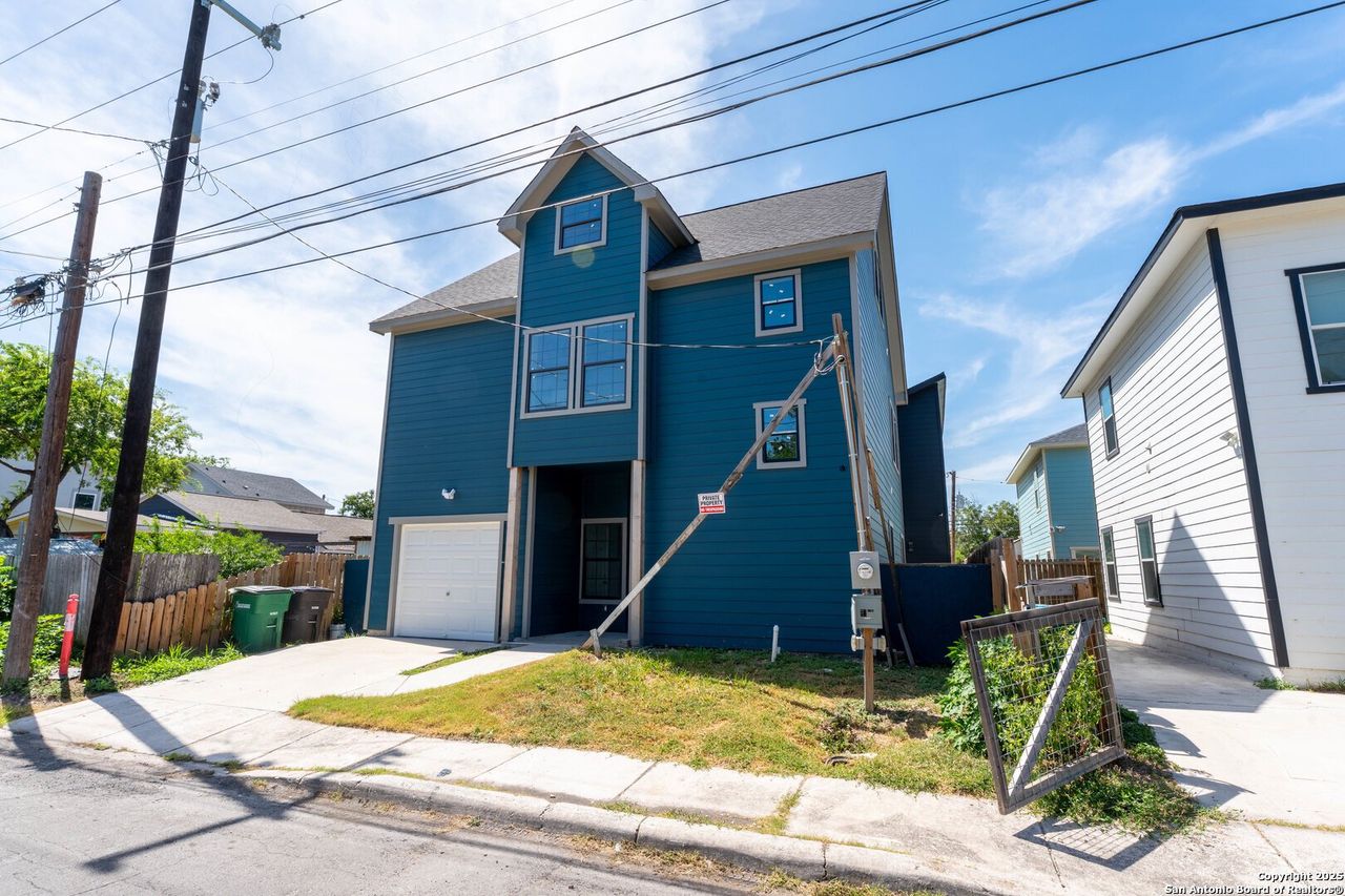Front exterior of a new home in , San Antonio, TX, highlighting curb appeal (Image 2). Front exterior of a new home in , San Antonio, TX, highlighting curb appeal (Image 2).