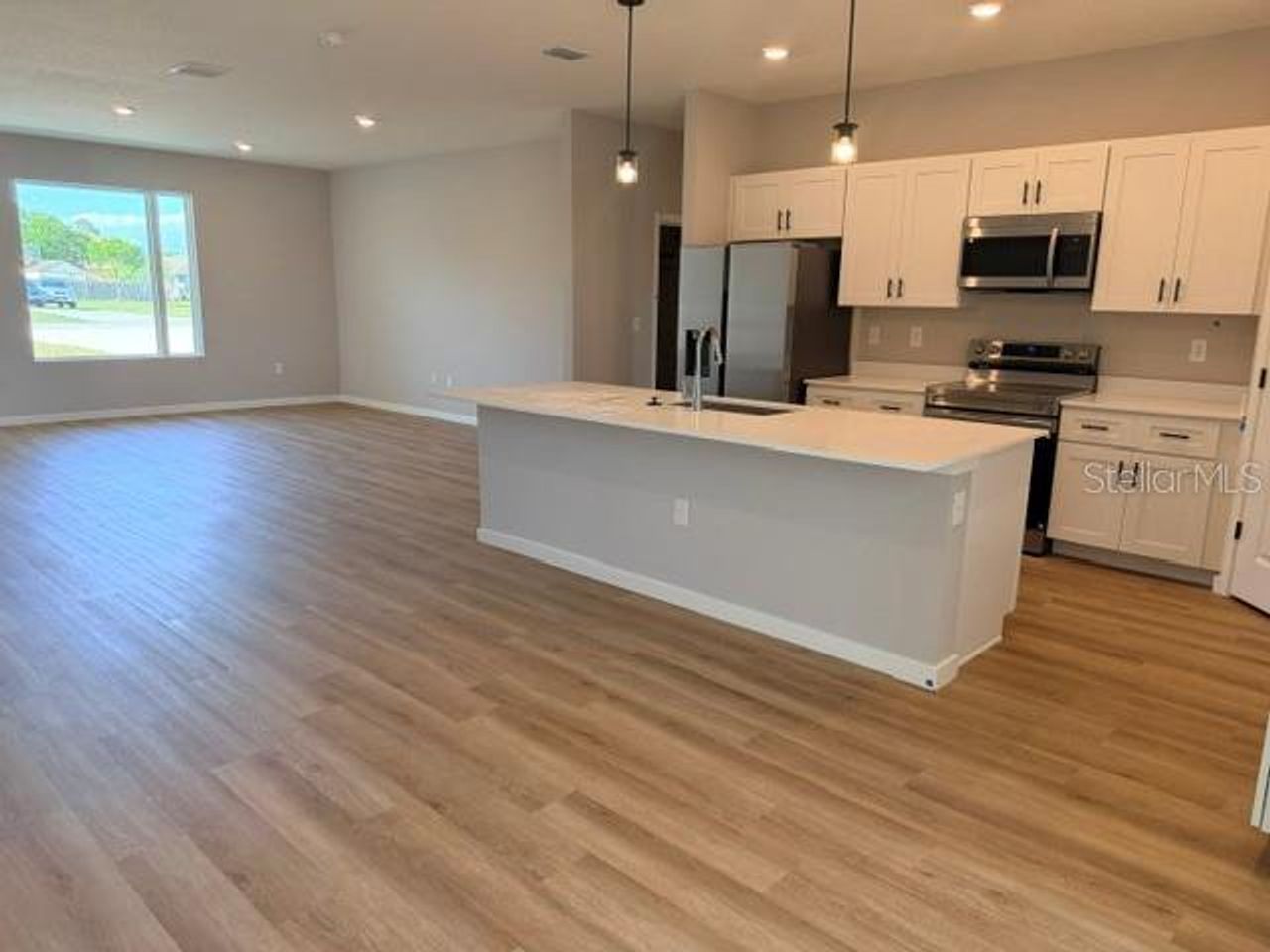 Furnished interior view inside a new home in Ocala Waterways, Ocala (Image 2).