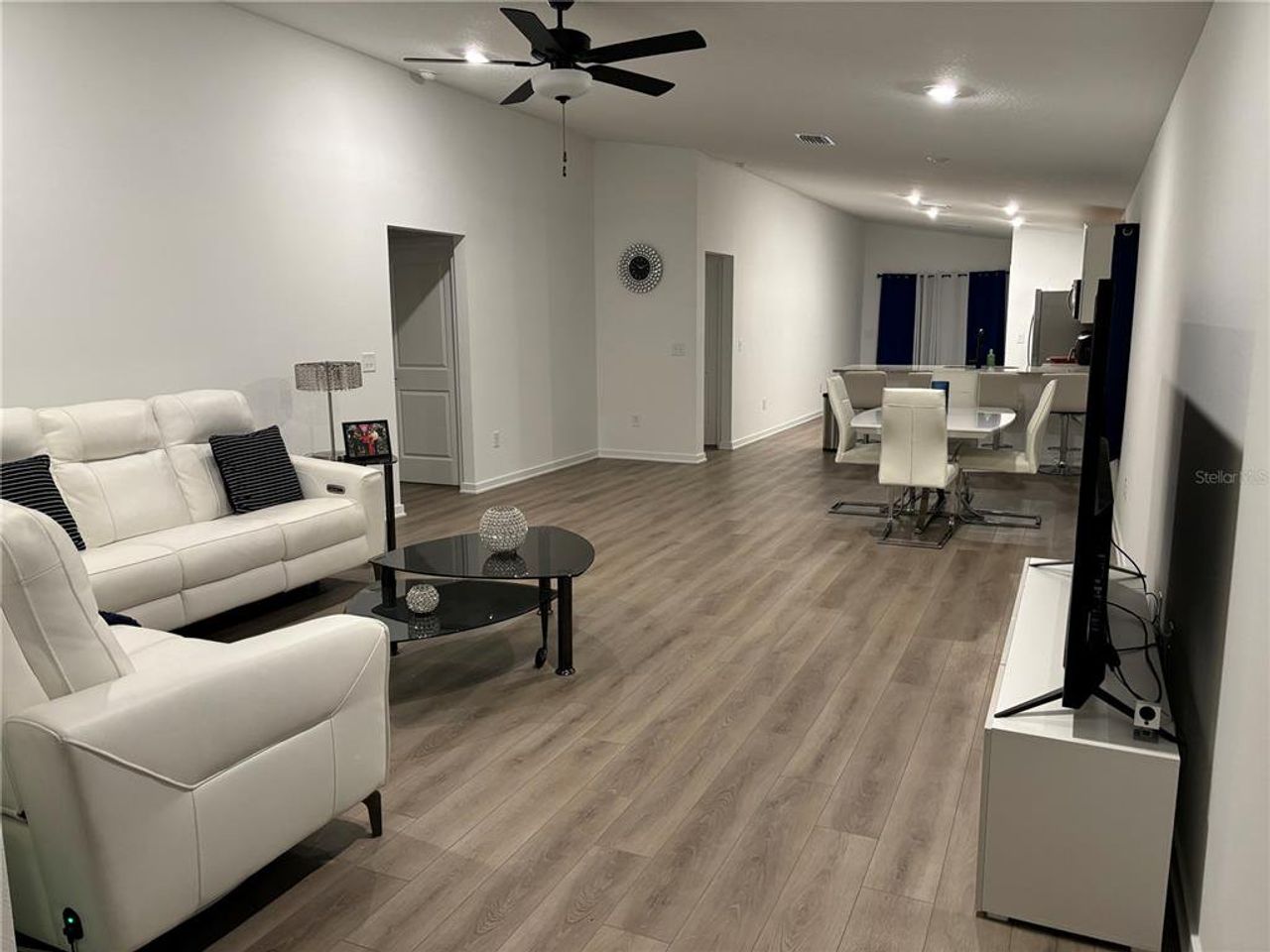 Furnished interior view inside a new home in , Tampa (Image 2). Furnished interior view inside a new home in , Tampa (Image 2).