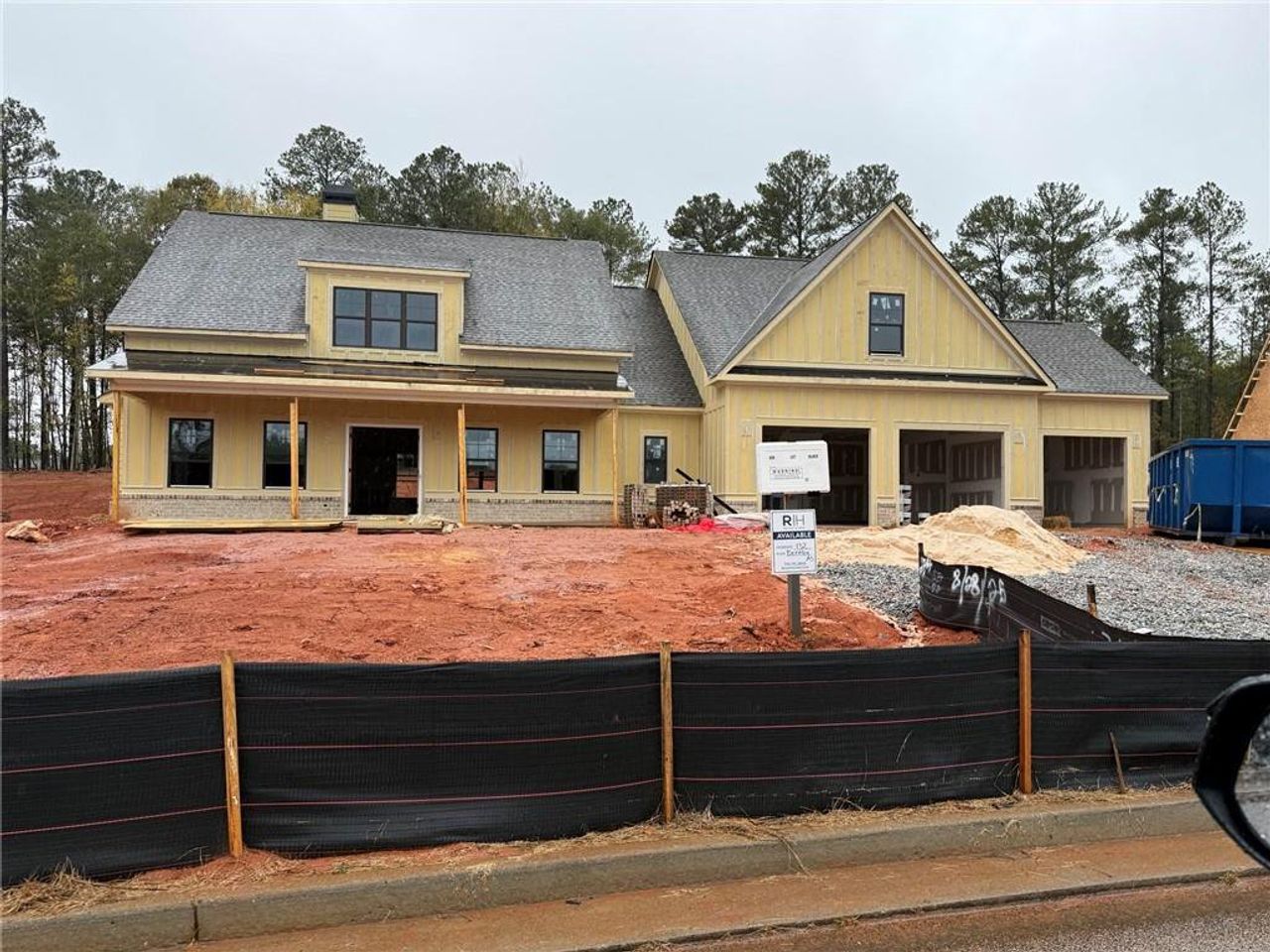 Image 2 of a home in Spring Creek.