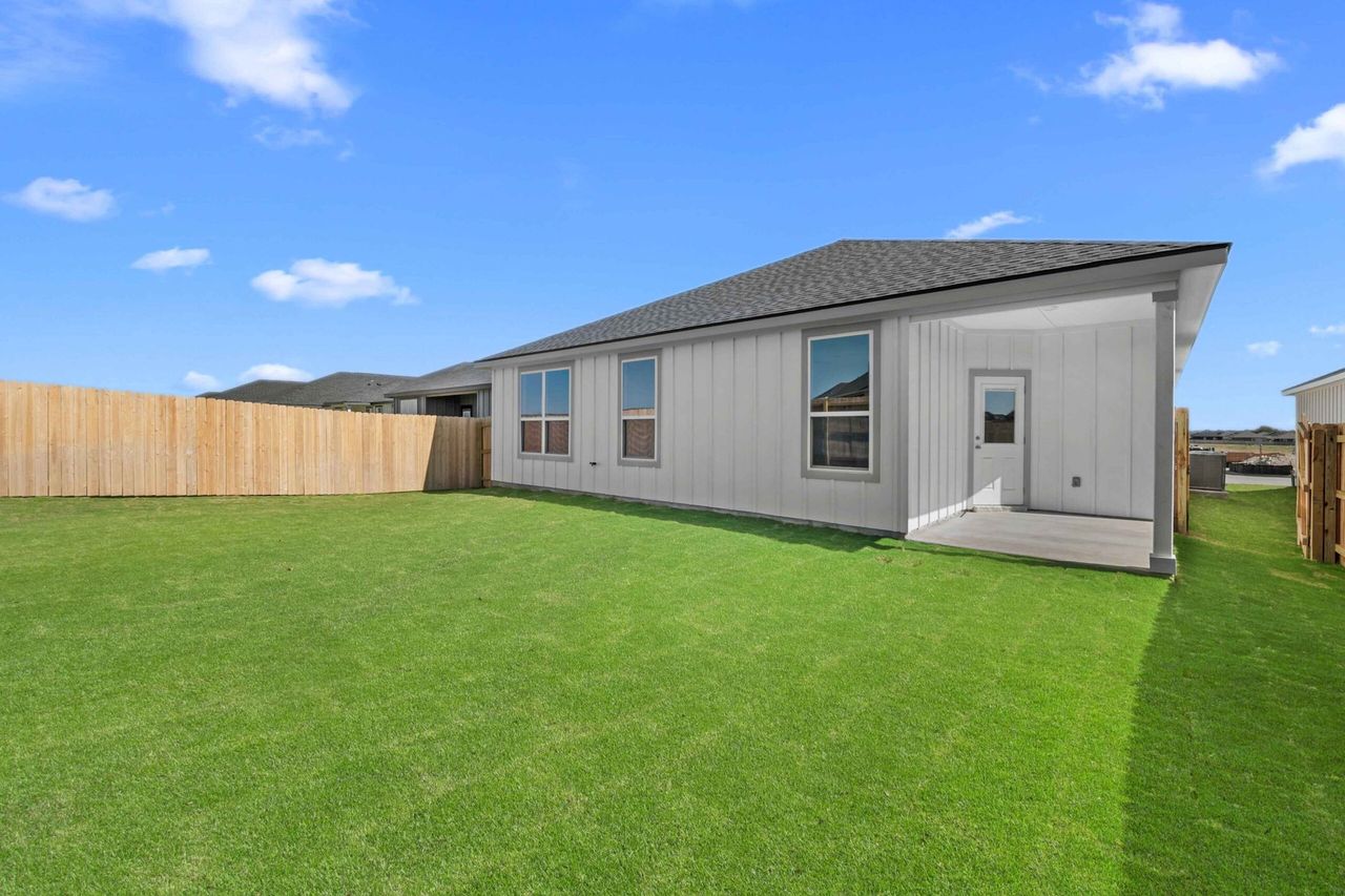 Exterior details and patio area of a home in Mesa Ridge, Temple (Image 2).