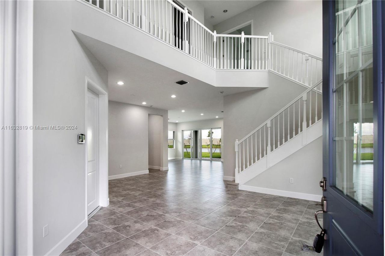 Image 2 of a home in .