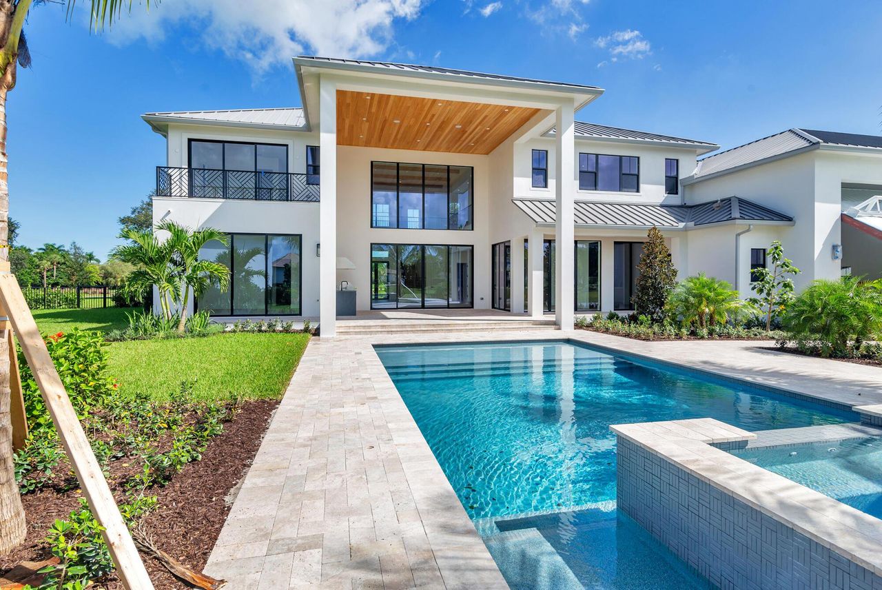 Image 2 of a home in .