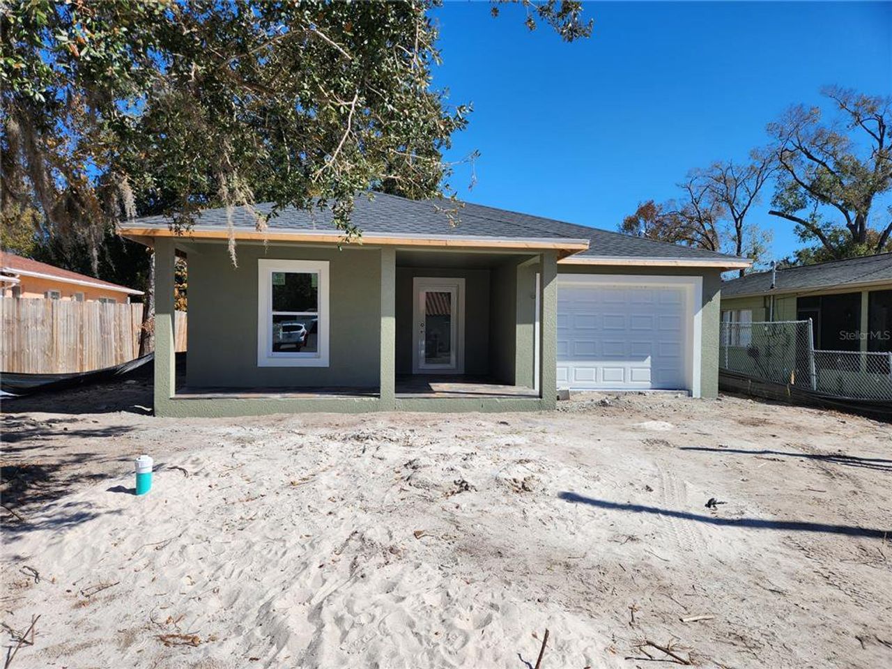 Image 2 of a home in . Image 2 of a home in .