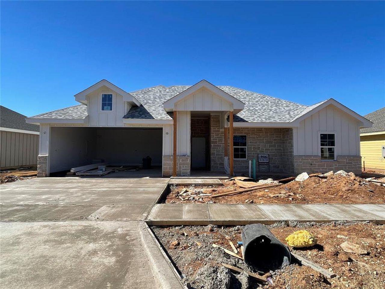 Exterior details and patio area of a home in , Abilene (Image 2).