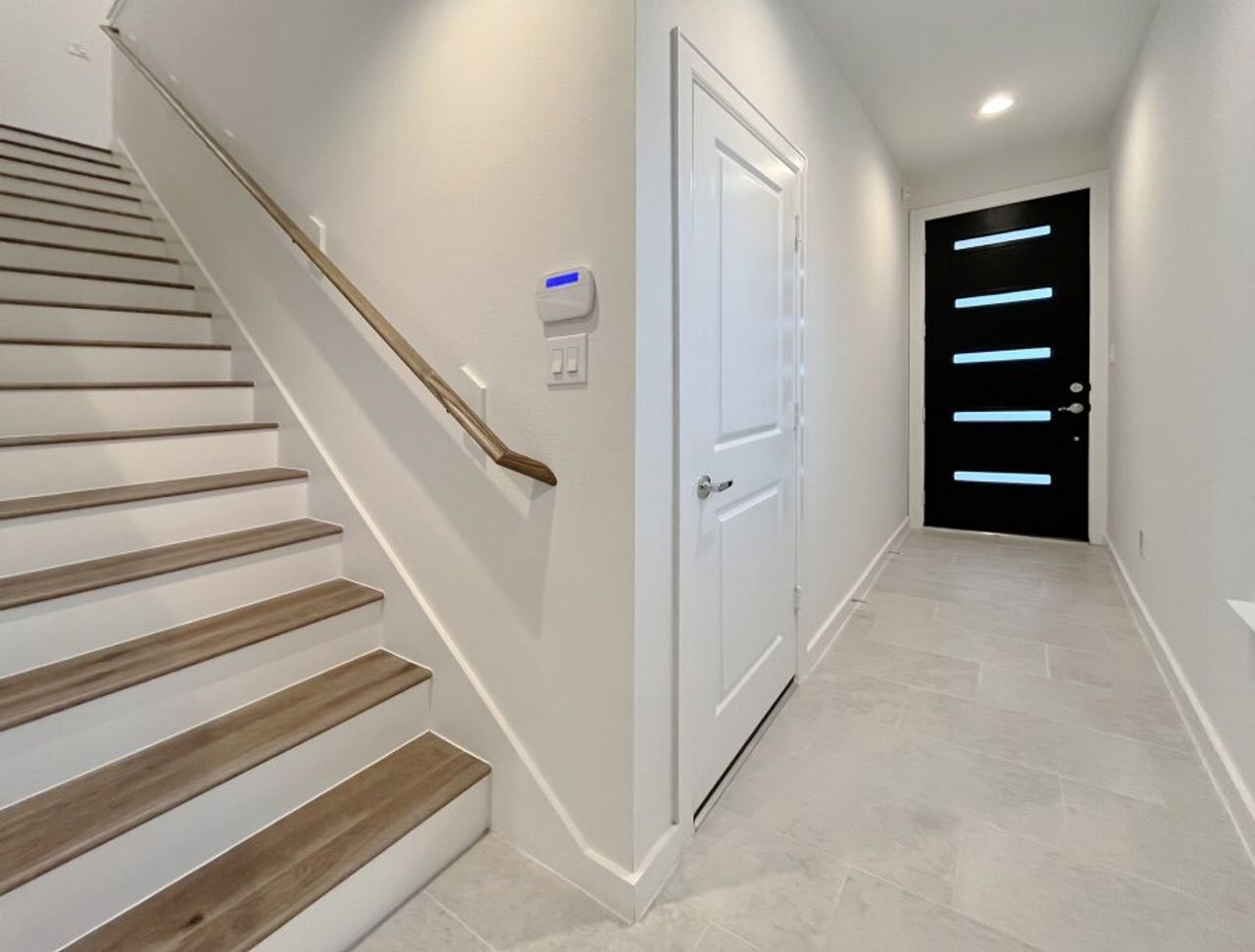 Image 2 representing the 9272 by CitySide Homes in Highland Commons, Houston, TX. Image 2 representing the 9272 by CitySide Homes in Highland Commons, Houston, TX.