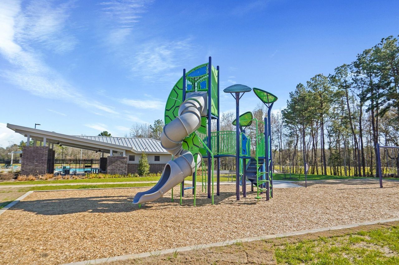 Community amenities in Grand Pines, Magnolia (Image 2). Community amenities in Grand Pines, Magnolia (Image 2).