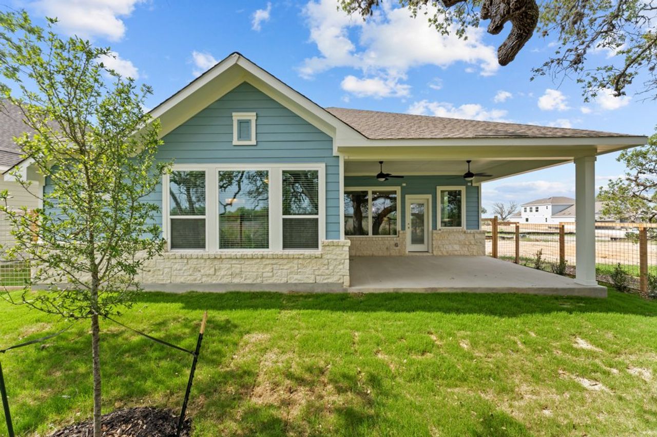 Representative exterior details of a home built from the The Kepley by David Weekley Homes in The Crossvine 55’, Schertz (Image 2).