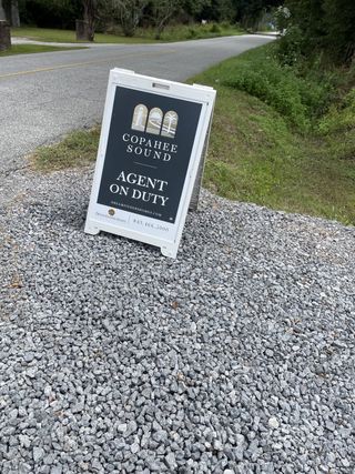 Explore serene living at Enclave at Copahee Sound by Dream Finders Homes (Awendaw, SC), with agents ready to assist.