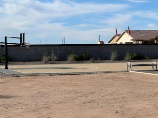 A community basketball court in The Skyview Collection at North Copper Canyon by Century Communities (Surprise, AZ).