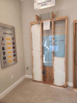 A display of the Advanced Wall System in Seven Pines by David Weekley Homes (Jacksonville, FL), showcasing superior insulation and energy efficiency.
