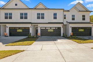 New construction Single-Family house 409 Kingsbury Dr, Unit 27, Gallatin, TN 37066 - image