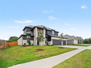 New construction Single-Family house 732 Candace Dr, DeSoto, TX 75115 - image