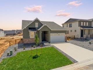New construction Single-Family house 716 Bradley Cir, Elizabeth, CO 80107 plan Boulder - image