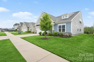 New construction Single-Family house 1101 Lookout Shoals Dr, Fort Mill, SC 29715 - image