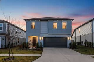 New construction Single-Family house 1095 Kistna Dr, Zephyrhills, FL 33540 - image