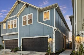 New construction Townhouse house 1516 Colonial Gorge Dr, Katy, TX 77493 - image