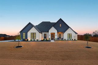 New construction Single-Family house 4014 Nola Dr, Midlothian, TX 76065 plan The Thorntree - image