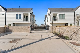 New construction Single-Family house 3105 Jensen Dr, Unit B, Houston, TX 77026 - image