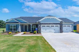 New construction house 1010 Penarth Ct, Unit 22, Catawba, NC 28609 plan 3210 - image