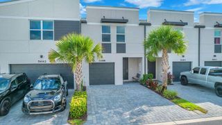 New construction Townhouse house 5688 Mentmore Dr, Mangonia Park, FL 33407 - image