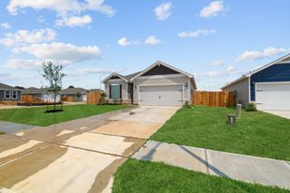 New construction Single-Family house 517 Navy Clouds Dr, Waller, TX 77484 - image