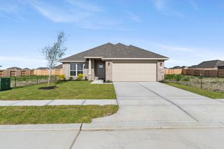 New construction Single-Family house 2119 Emerald Lake Trl, Dayton, TX 77535 - image