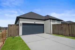 New construction Single-Family house 11914 N Pavillion Dr, Mont Belvieu, TX 77523 plan Augusta -42' Lot - image