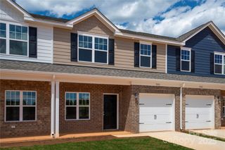 New construction Townhouse house 5149 Tommy Ln, Unit 1102, Stanley, NC 28164 - image