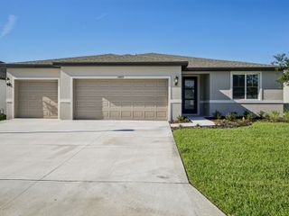 New construction  house 13809 Richland Gulf Cir, Parrish, FL 34219 plan Jasmine - image