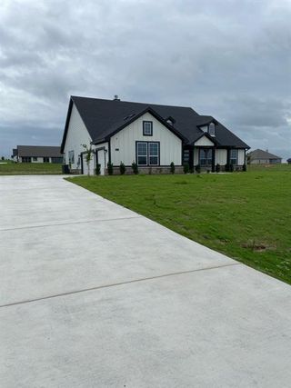 New construction  house 127 Big Sky Rd, Decatur, TX 76234 plan Salado - image