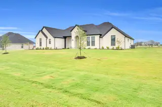 New construction Single-Family house 1610 Blackfoot Pkwy, Waxahachie, TX 75165 plan The Colonial - image