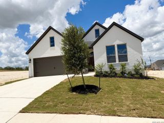 New construction Single-Family house 15119 Beespoke Wy, San Antonio, TX 78245 plan Canyon - image