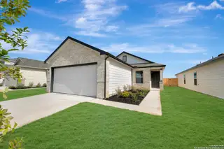 New construction Single-Family house 4311 Carlotta Dr, New Braunfels, TX 78130 plan Primrose - image