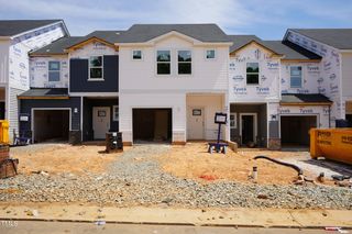 New construction Townhouse house 1047 Winding Spring Dr, Mebane, NC 27302 - photo