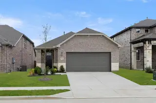 New construction Single-Family house 5915 Laurel Lake Ln, Pilot Point, TX 76258 plan Heath - image