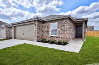 New construction Single-Family house 15107 Telfaire Mdw, Von Ormy, TX 78073 - image