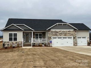 New construction house 134 Swan Park Ln, Unit 17, Statesville, NC 28625 plan 3210 - image