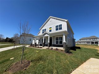 New construction Single-Family house 1312 Knob Creek Dr, Gastonia, NC 28054 plan Colfax - image